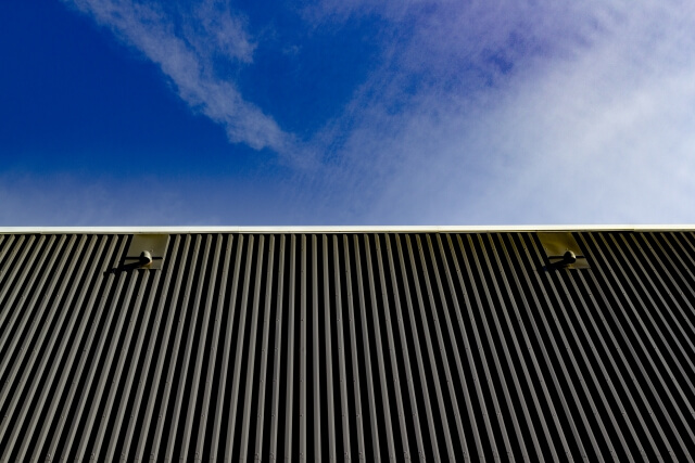 トタン屋根の画像