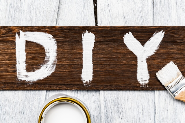 トタン屋根をDIYで塗装